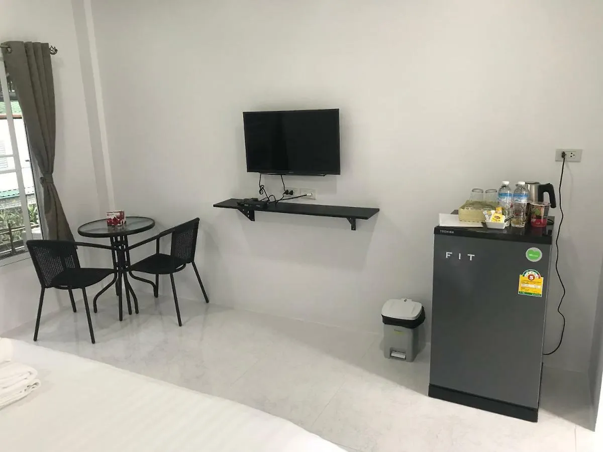 Airport Pearl Residence Nai Yang Beach